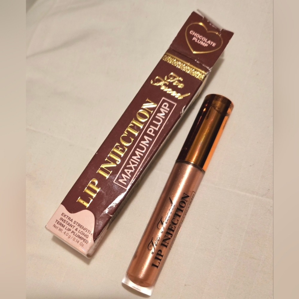 New Too Faced Lip Injection MAXIMUM PLUMP in Chocolate Plump 0.14 Oz Vegan